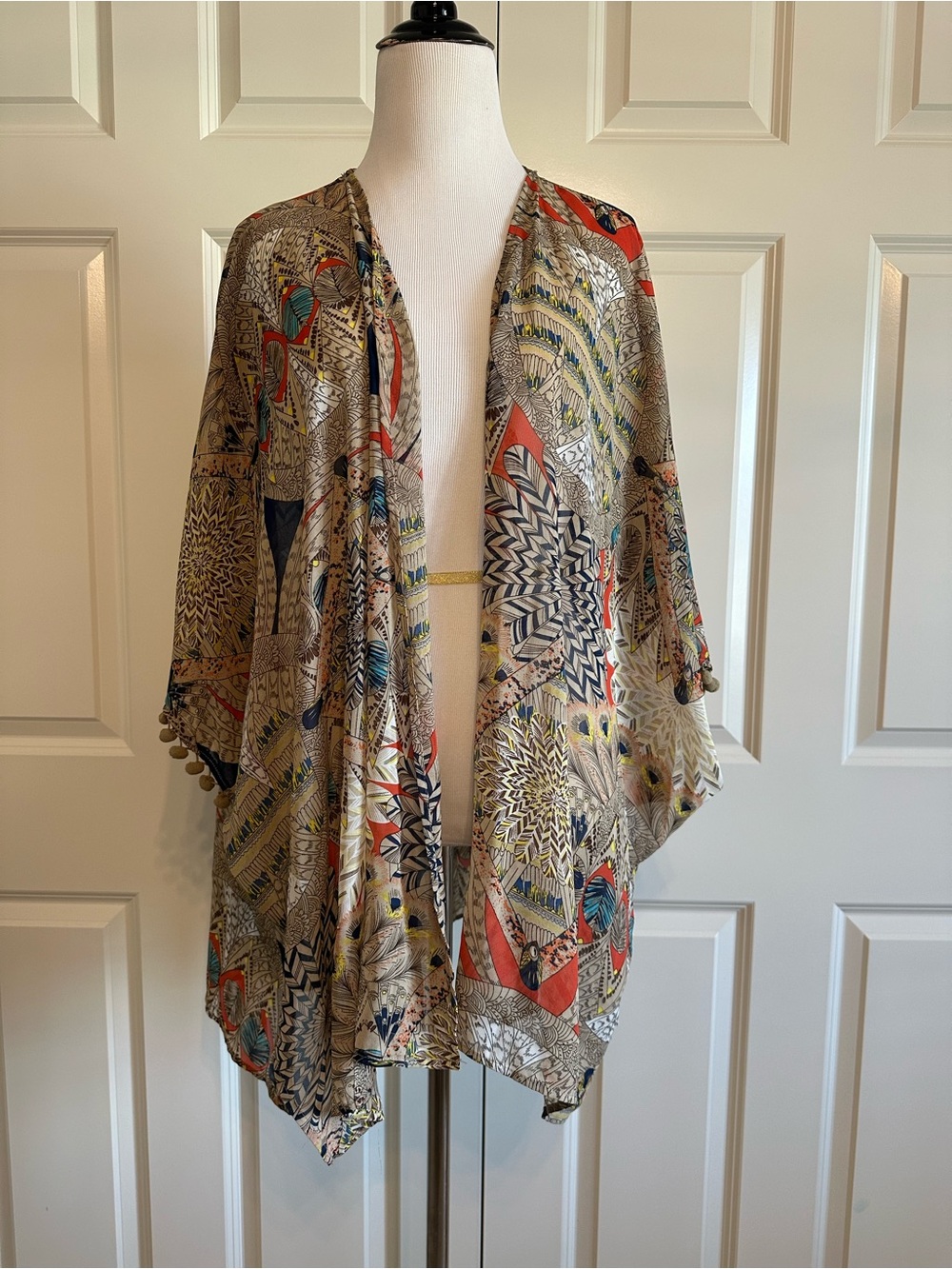 Kimono Jacket in Beige Multi Print